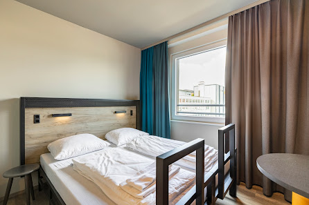 aando Hostel Frankfurt Ostend thumb 4